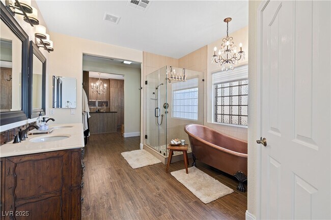 Building Photo - 10520 Narra Pl