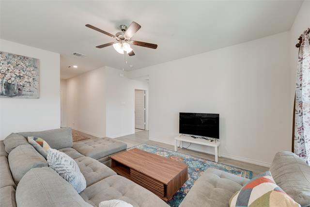 Building Photo - 2506 Kingfisher St