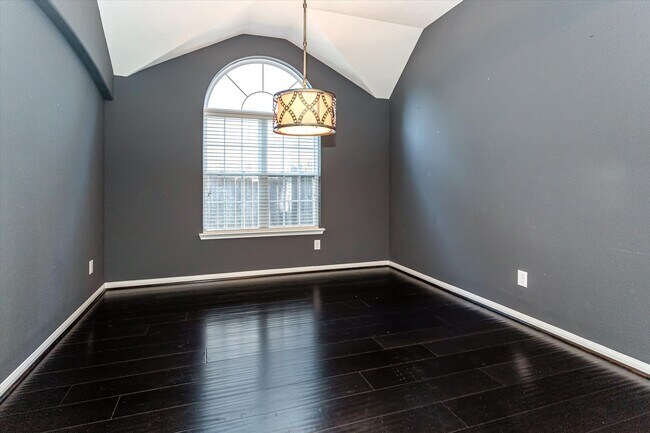 Building Photo - 14322 Baron Creek Ln