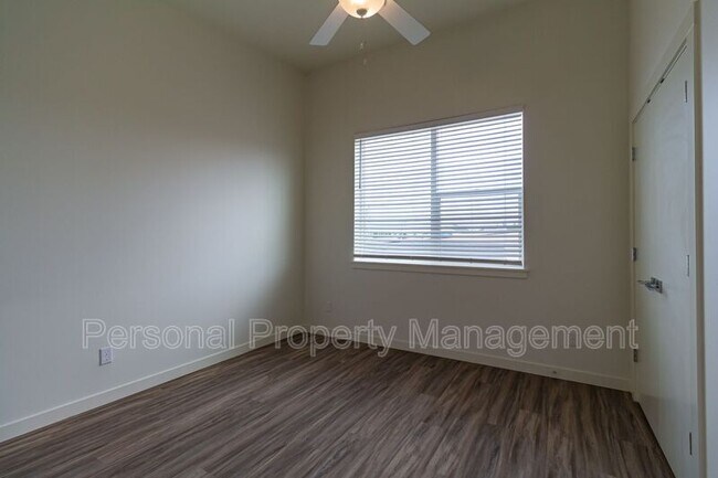 Building Photo - 1111 W Fourth Plain Blvd