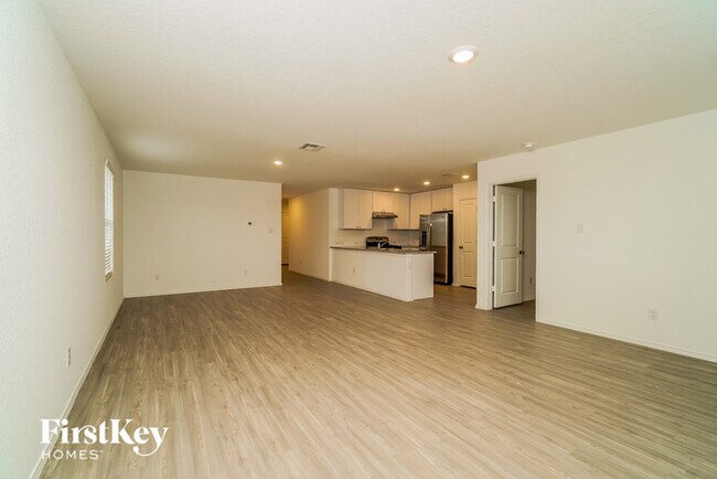 Building Photo - 13022 Rosemary Cove