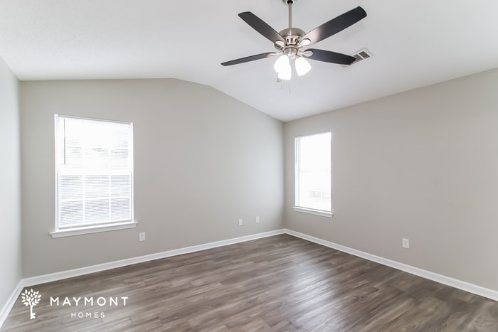 Building Photo - 5803 Waggoner Ct