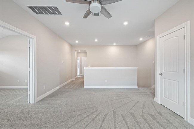Building Photo - 1709 Stinnett Dr