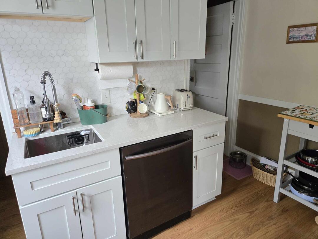 Building Photo - 27 Walkley Rd