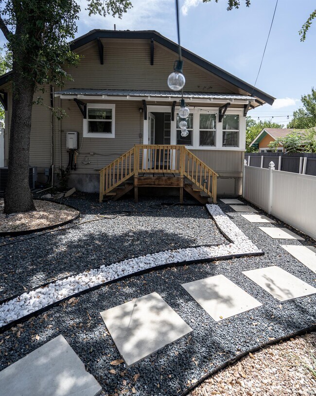 Building Photo - 2836 Pearl St