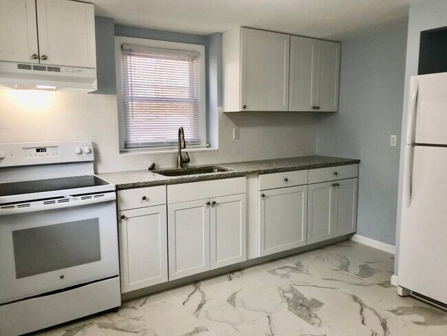 Building Photo - 0 Walker Ave Ext