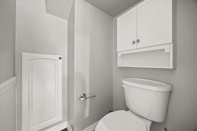 Building Photo - 748 Altaloma Ave