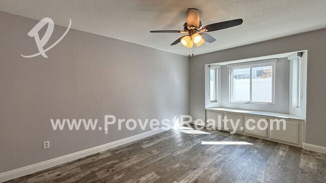 Building Photo - 13930 Hidden Valley Rd