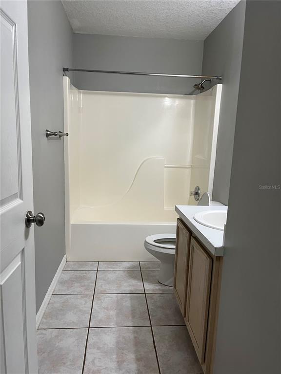 Building Photo - 1140 Juniper Ct