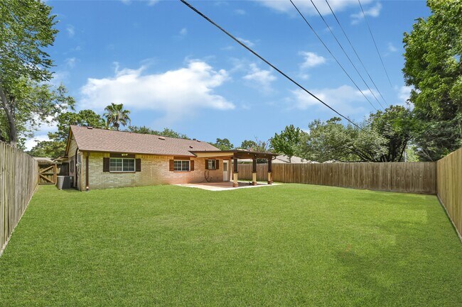 Building Photo - 4806 Hickorygate Dr