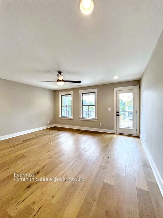 Building Photo - 1107 Walsh St