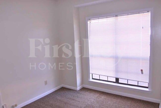 Building Photo - 4577 Bassett Hall Dr