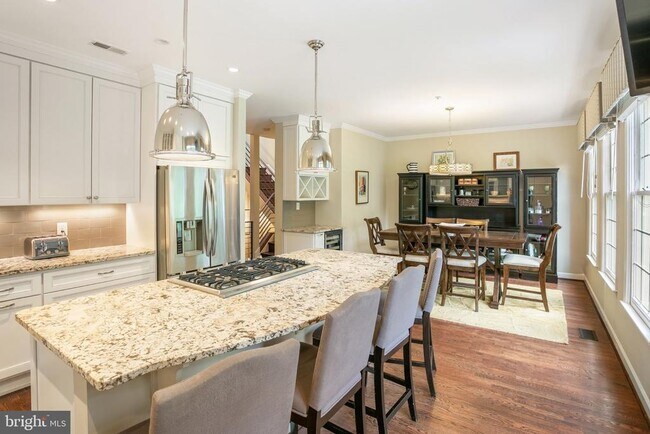 Building Photo - 11434 Cedar Ridge Dr