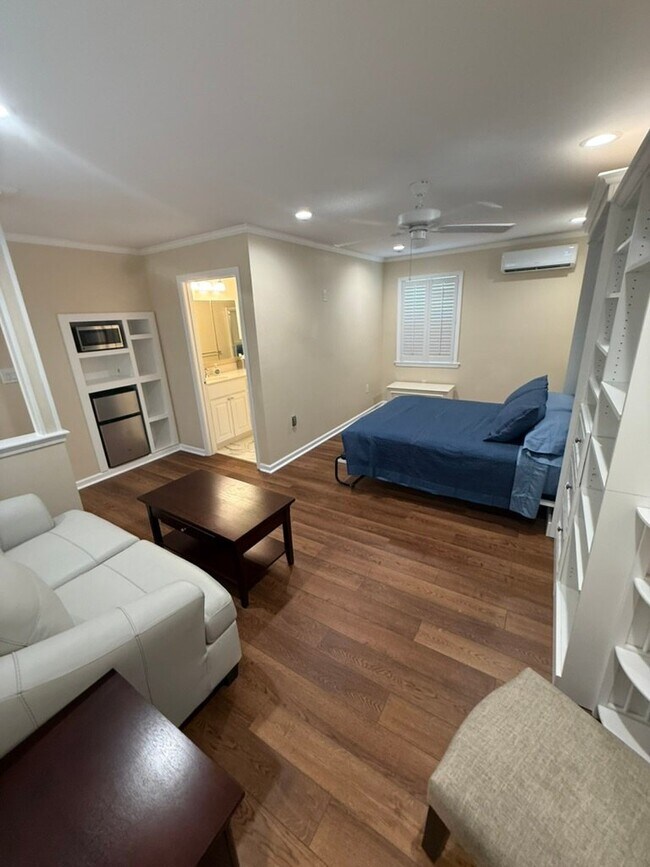 Building Photo - 3425 FM555