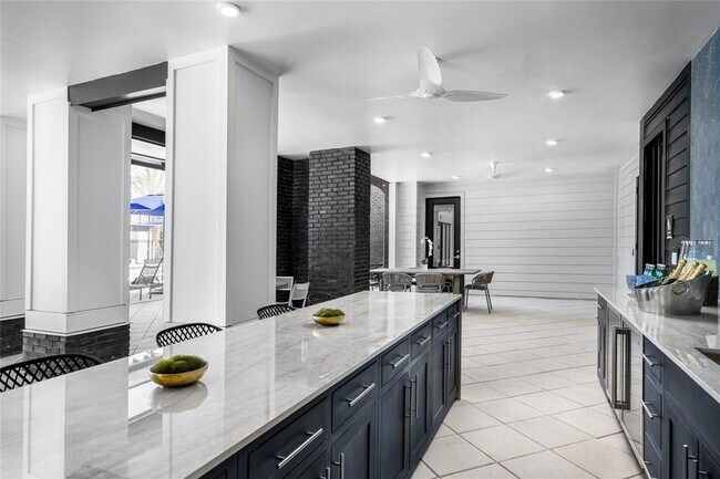 Building Photo - 20191 Sabal Palm Ct