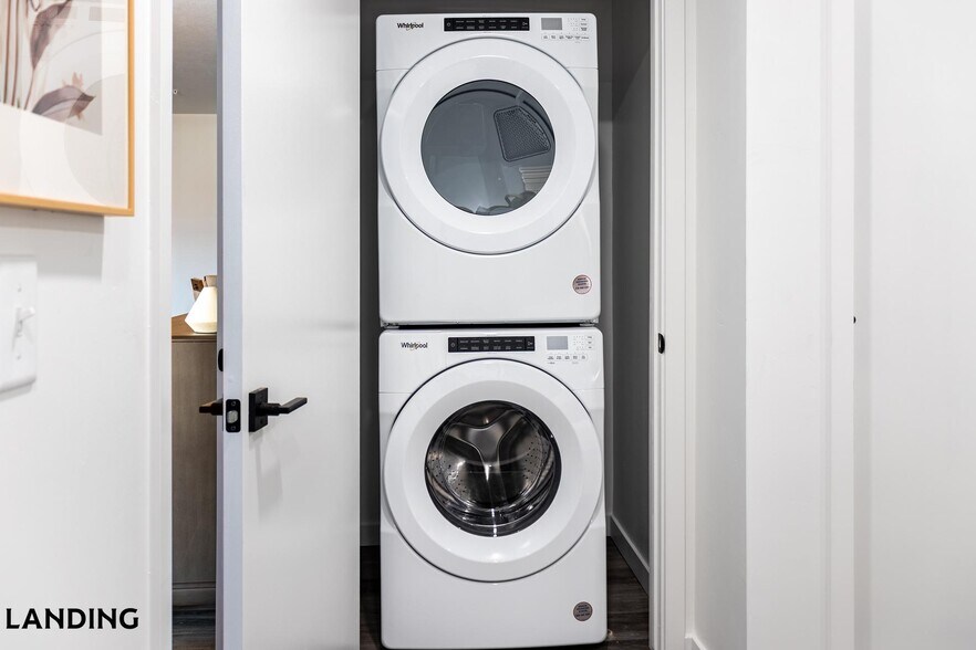 Building Photo - 343 S 400 E