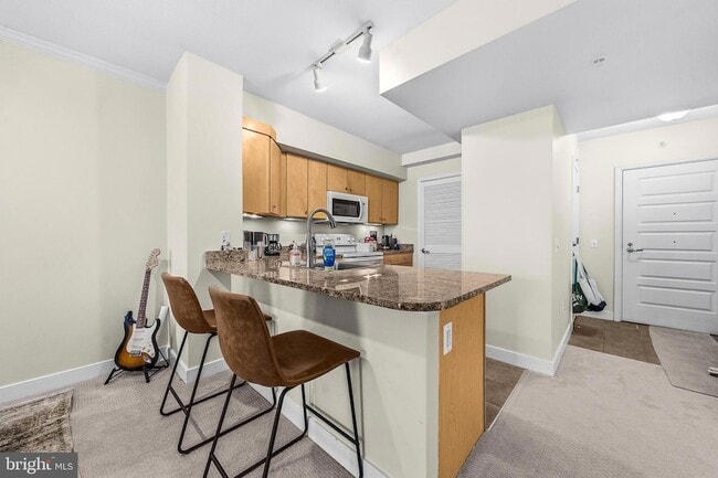 Building Photo - 631 D Street NW