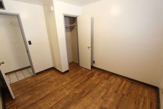 Building Photo - *LEASE TAKEOVER* Single Level 2BR Flagstaff Home | Fenced Yard & In-Unit Laundry