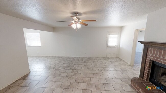 Building Photo - 3807 John Haedge Dr