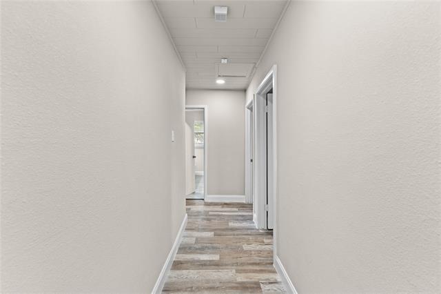 Building Photo - 5860 Tracyne Dr