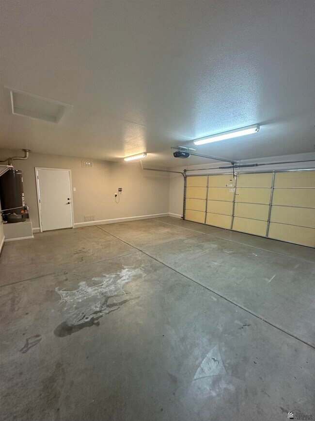 Building Photo - 11871 Eclipse Ct