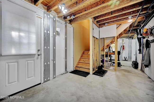 Building Photo - 15 Griggs Ave