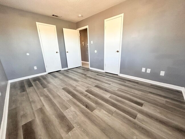 Building Photo - 5533 34th St