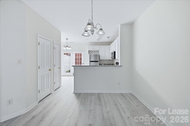 Building Photo - 6928 Creft Cir