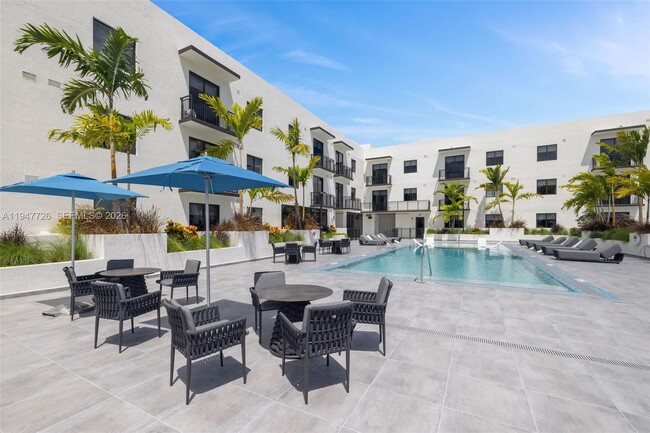 Building Photo - 18300 SW 98th Ave