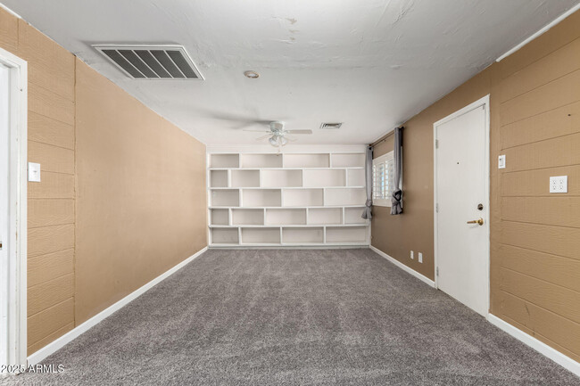 Building Photo - 4731 W Wescott Dr