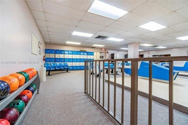 Building Photo - 7200 Radice Ct