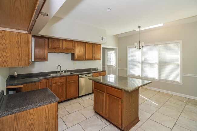 Building Photo - 4415 Bunker Hill Dr