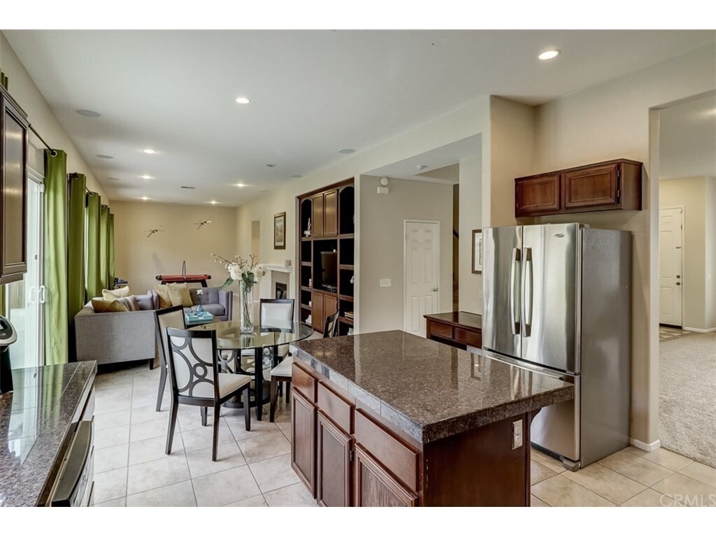 Building Photo - 26426 Mare Ln