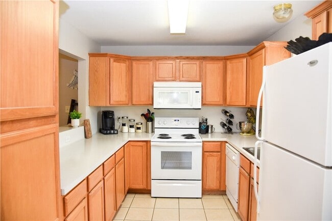 Building Photo - 3815 Oldenburg Ln