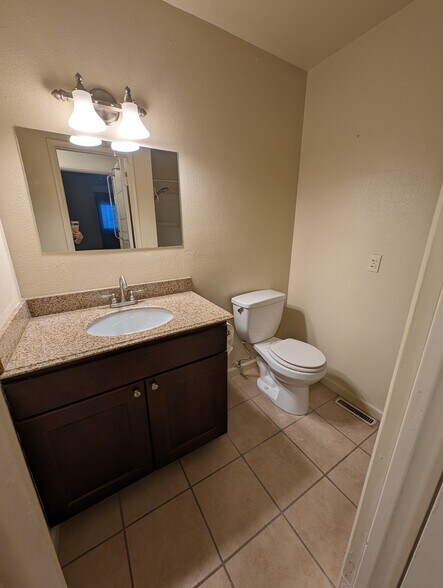 Building Photo - 41753 Switzerland Dr