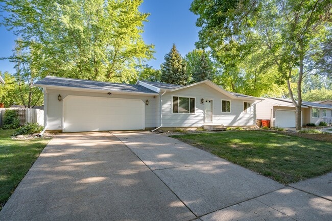 Building Photo - 6700 W 51st St