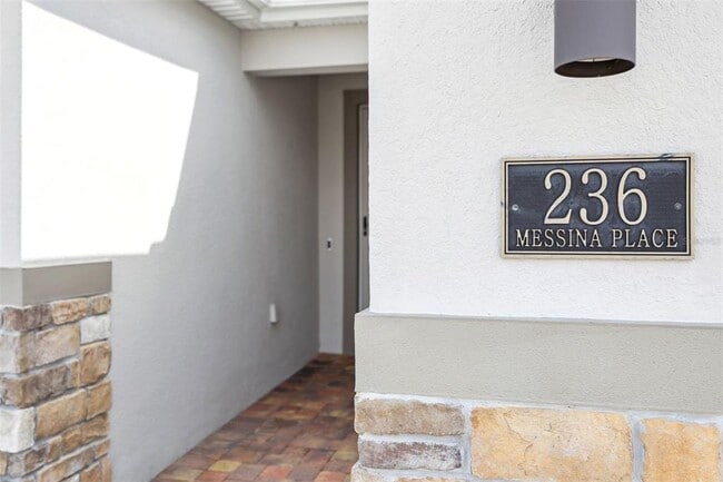 Building Photo - 236 Messina Pl