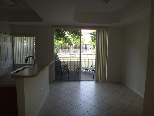 Building Photo - 4929 N Harbor Isles Dr