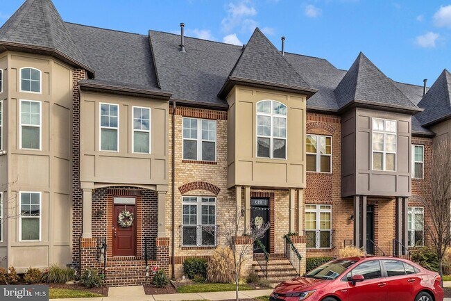 Building Photo - 619 Blandwood Rd