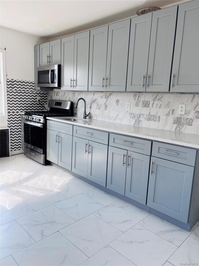 Building Photo - 115-21 222nd St