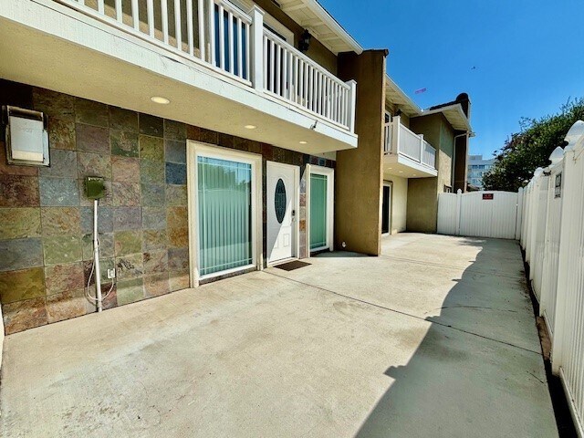 Building Photo - 4150 Patrice Rd