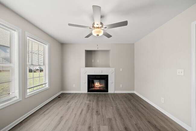 Building Photo - 205 Tonylee Ct