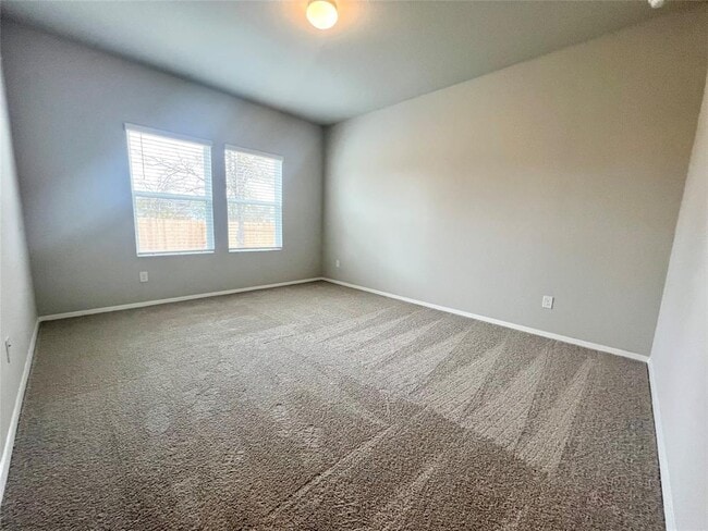 Building Photo - 13 Bent Trl Ln