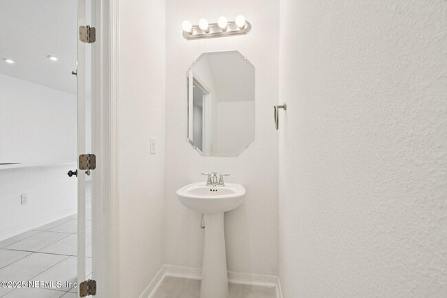 Building Photo - 277 Henrys Bluff Pl