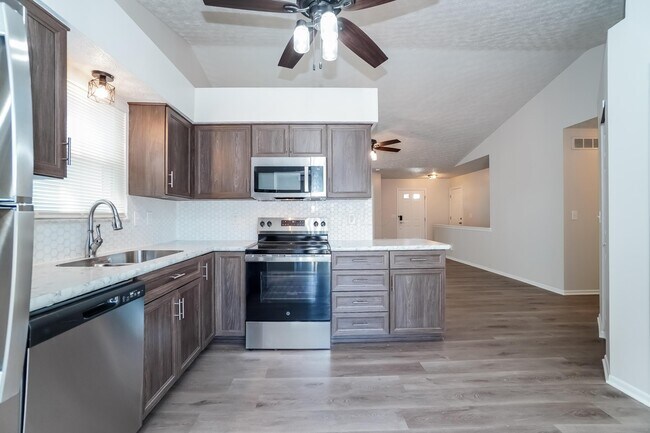 Building Photo - 1087 Lavender Ln