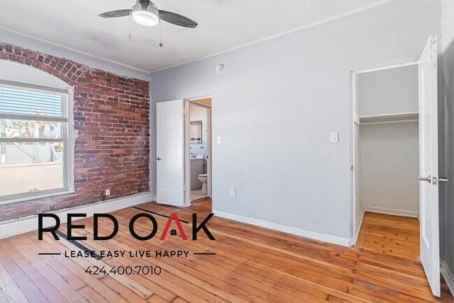 Building Photo - 109 Normandie Ave