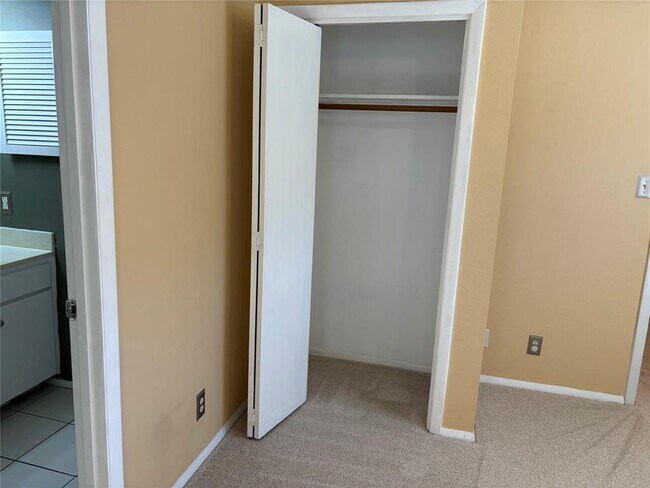 Building Photo - 9226 Jollyville Rd