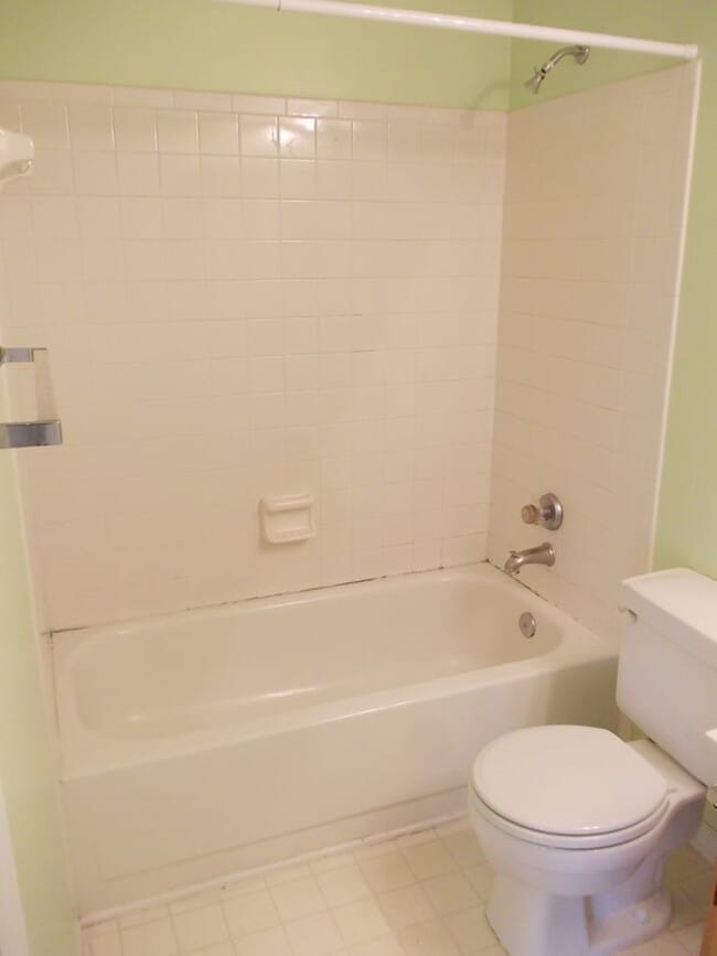 Building Photo - COMING SOON!!!  Great 3 Bed + Bonus 2 Story home in Weddington Woods