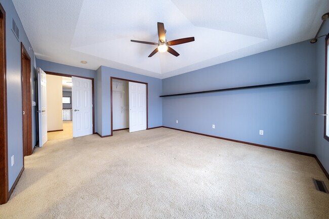 Building Photo - 5128 Yuma Ln N