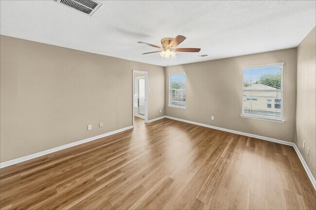 Building Photo - 1711 Mickle Creek Dr
